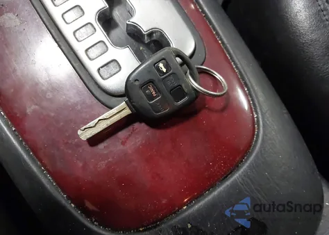 2005 Lexus Es 330 z USA, uszkodzony, nr VIN JTHBA30G955113877